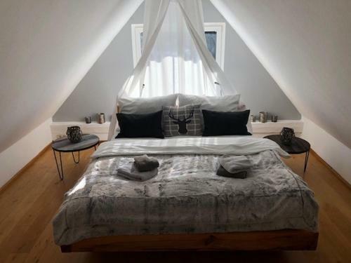 Villa Pool, Pokale, Sauna, Billard, Kirche U. Viel Natur