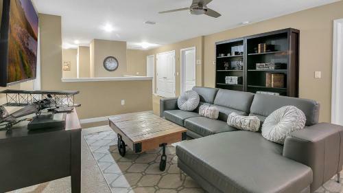 Dream Escape Large Home Located In Champion Gates