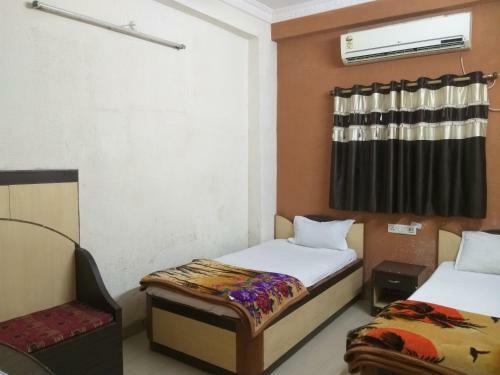 Hotel Regency Priya
