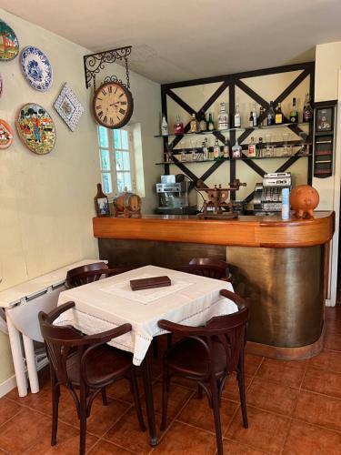 Casa Rural Em Condom�nio Privado Com Piscina - Ger�s