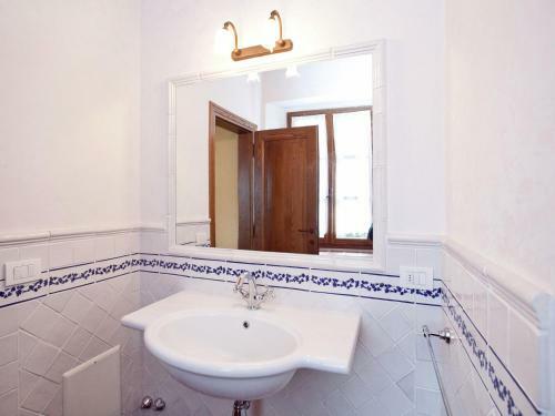 Lodge Holiday Home Clemacine Loro Ciuffenna