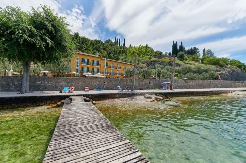 Hotel Albergo Del Garda