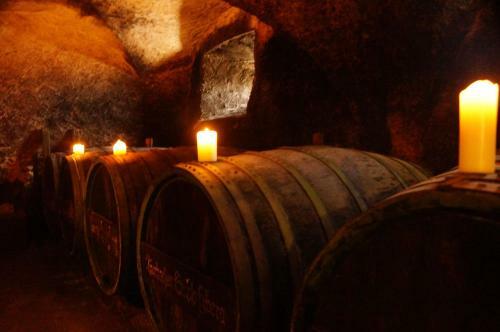 Apartamento Abtei - Wohnen Auf Einem Historischen Weingut