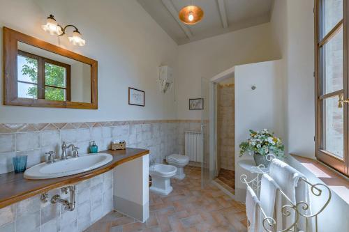 Agroturismo Tenuta Castelnuovo Tancredi