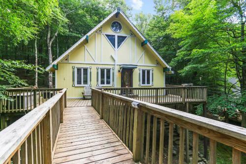 Mtn Paradise W Running Water Creekside Happiness