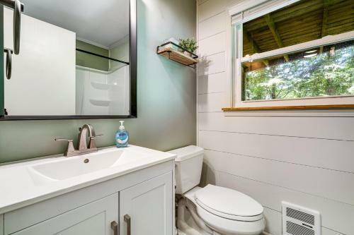Twin Creeks Cabin