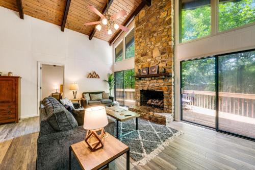 Twin Creeks Cabin