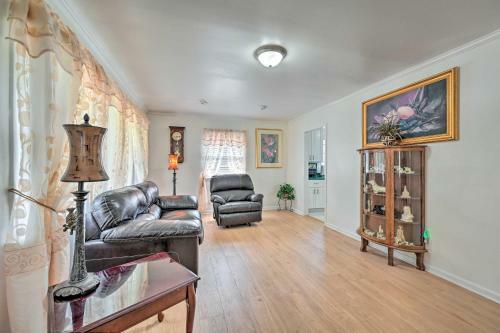 Quaint Greensboro Home Less Than 4 Mi To Downtown!