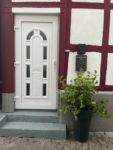 Charmantes Denkmalgesch�tztes Tiny House Am Rhein