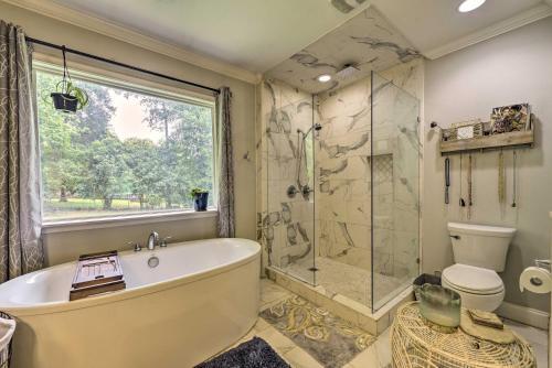 Charming Charlotte Cottage On A Half Acre!