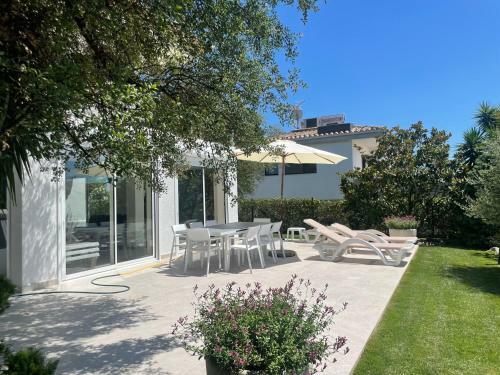 Villa Monturiol