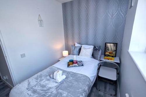 Stunning 2 Bed Home Sleeps 4 London!
