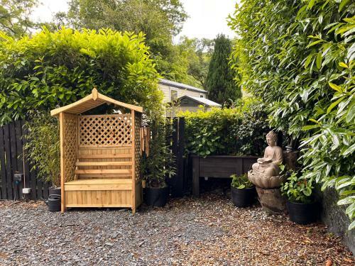 Snowdonia Forest Retreat