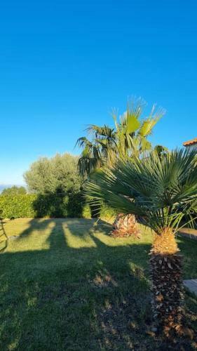 Villa Top Location - Tranquility - Pool - Garden & Sea View