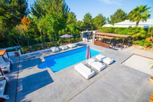 Villa In Ibiza Town With Private Pool, Sleeps 8/10