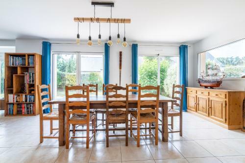 Grande Maison Pour 9 Personnes A Larmor-baden