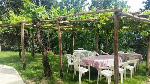 Agroturismo Castello Di Grillano Guest House