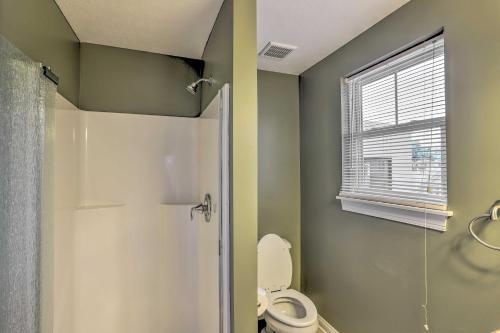 Central Cleveland Gem With Direct Skyline View!