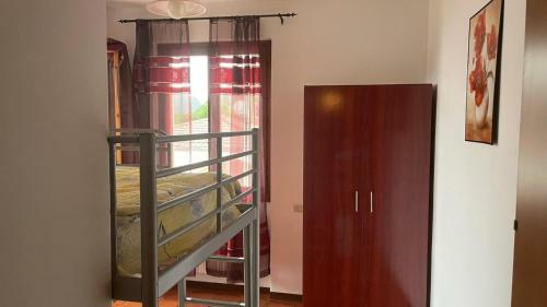 Apartamento Sch�ne Ferienwohnung Mit Terrasse Und Seeblick