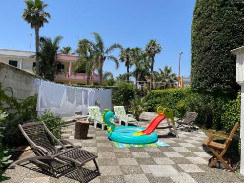 Casa Vacanza Con Giardino,torre Dell'orso,salento