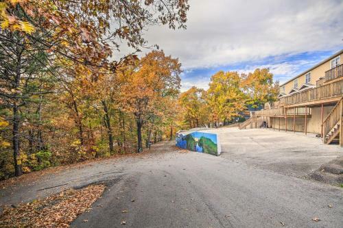 Cozy Eucha Townhome With Deck And Lake Access!