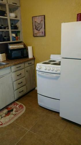 4 Bed Cozy Cowboy Home-weekly Rates! 2 Mi To Post