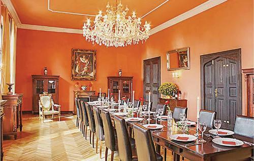 Herrenhaus Mit Pool