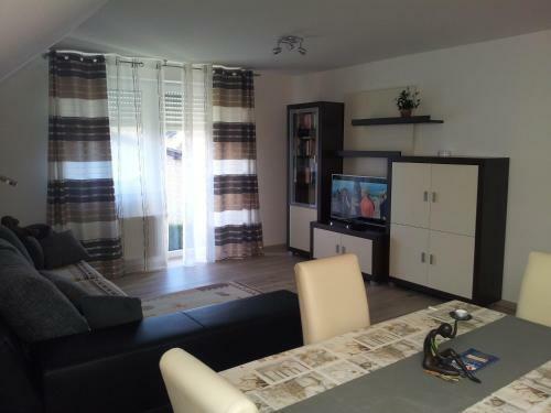 Apartment 28