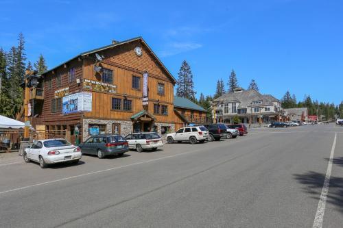 Collins Lake Condo