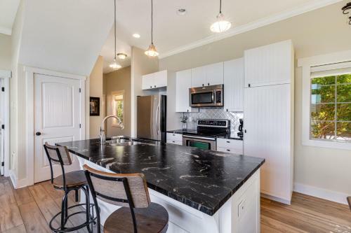 Alsea Bay Retreat