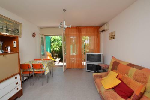 Apartamento Le Hameau Du Boucanet Rez de Jardin