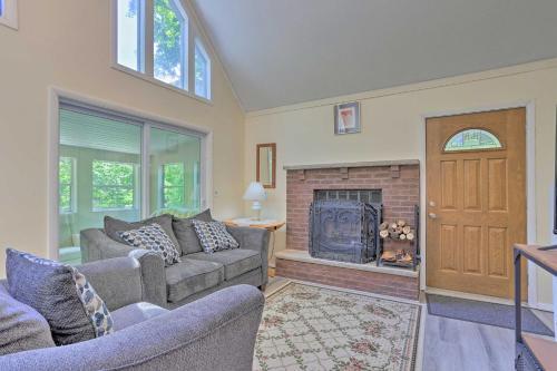 Bright Lake Ariel Home Family And Pet Friendly
