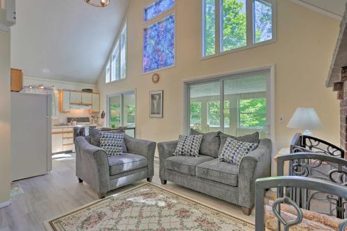 Bright Lake Ariel Home Family And Pet Friendly