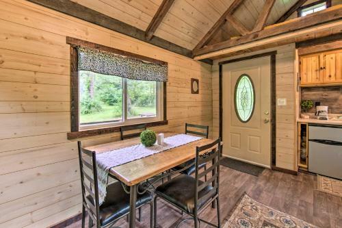 Apartamento Tranquil Creekside Tiny Home In Dutch Country