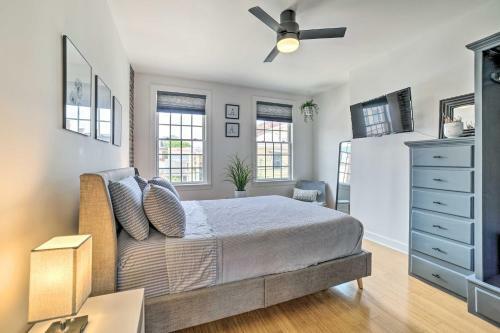 Convenient And Chic Pittsburgh Home With Patio!
