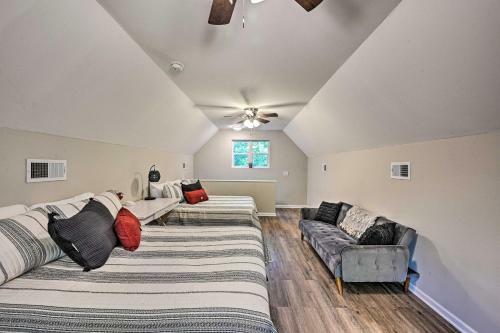 Pet-friendly Central Cottage 2 Mi To Clemson