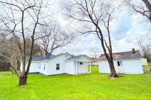 Southern Comfort Newly Remodeled Home
