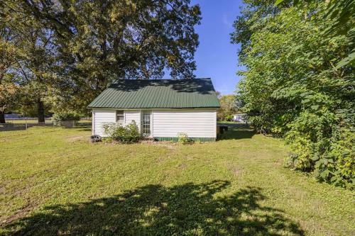 3 Bed2 Bath Renovated Home Near The Lake