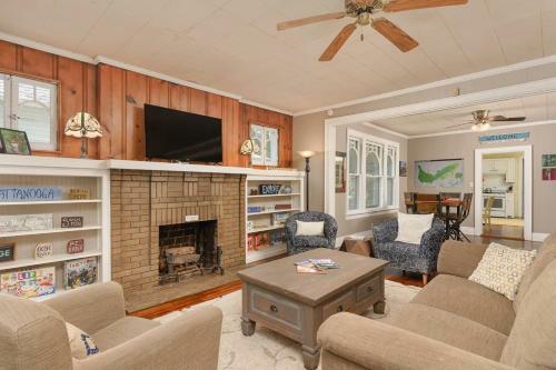 Chattaboogie Bungalow