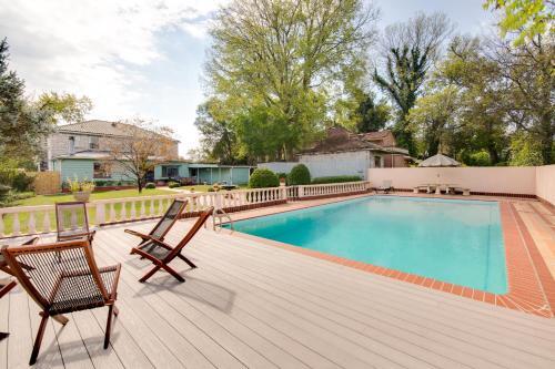 Apartamento Knoxville's Historic Tile House, Private Pool!