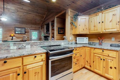 Waters Edge Cabin