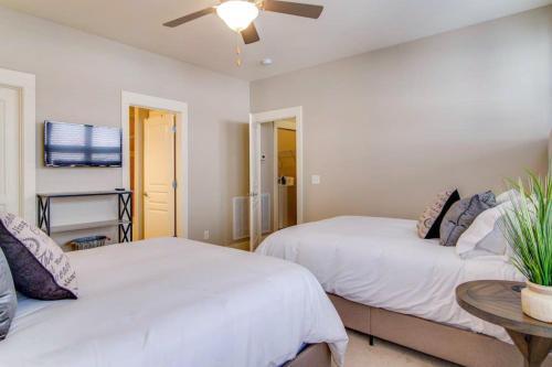 Phillips Place Condos I
