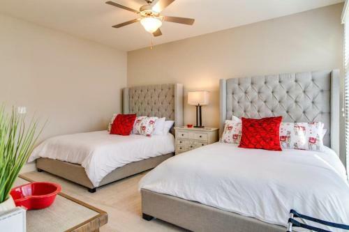 Phillips Place Condos I