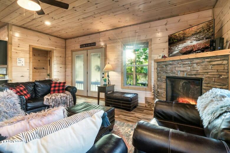 Summer Special, Mountain View, Cabin, Hottub, Game Rm, Sleeps 20