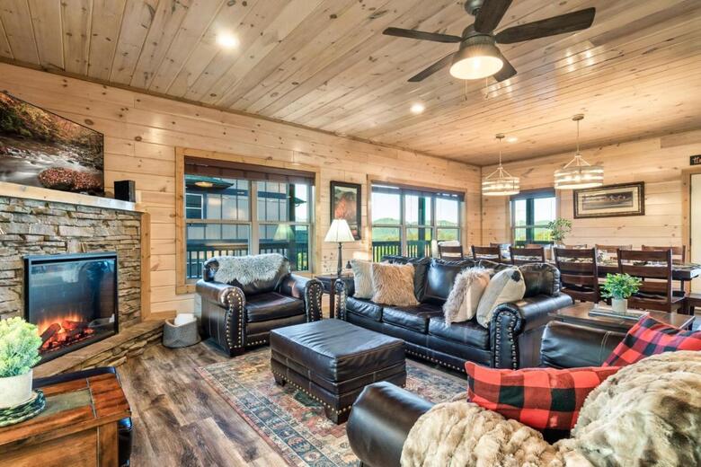 Summer Special, Mountain View, Cabin, Hottub, Game Rm, Sleeps 20