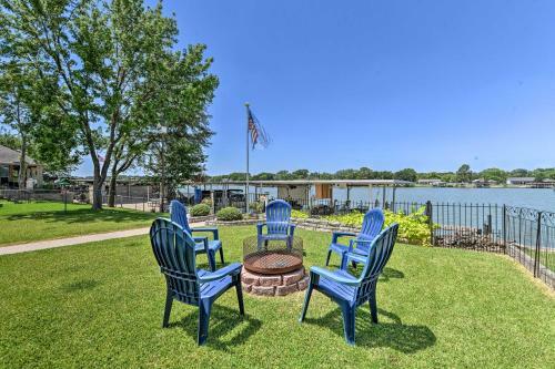 Lakefront Granbury Home, Boat Dock On-site!