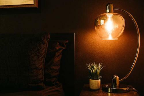 Apartamento Speakeasy And Come In. Designer Space W/ King Bed