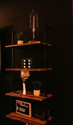 Apartamento Speakeasy And Come In. Designer Space W/ King Bed