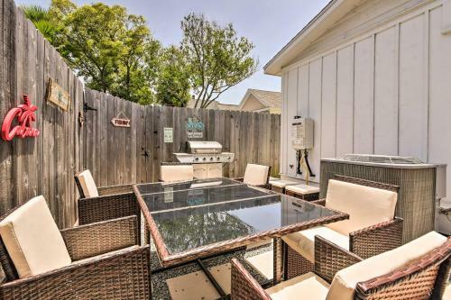 Historic Galveston Home Walk To The Strand!