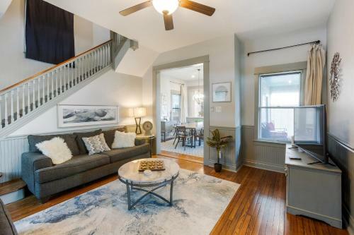 Coastal Corner Immaculate Mid-island Gem Home